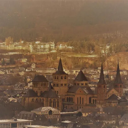 Ferienapartment Im Augustinus Park Appartement Trèves